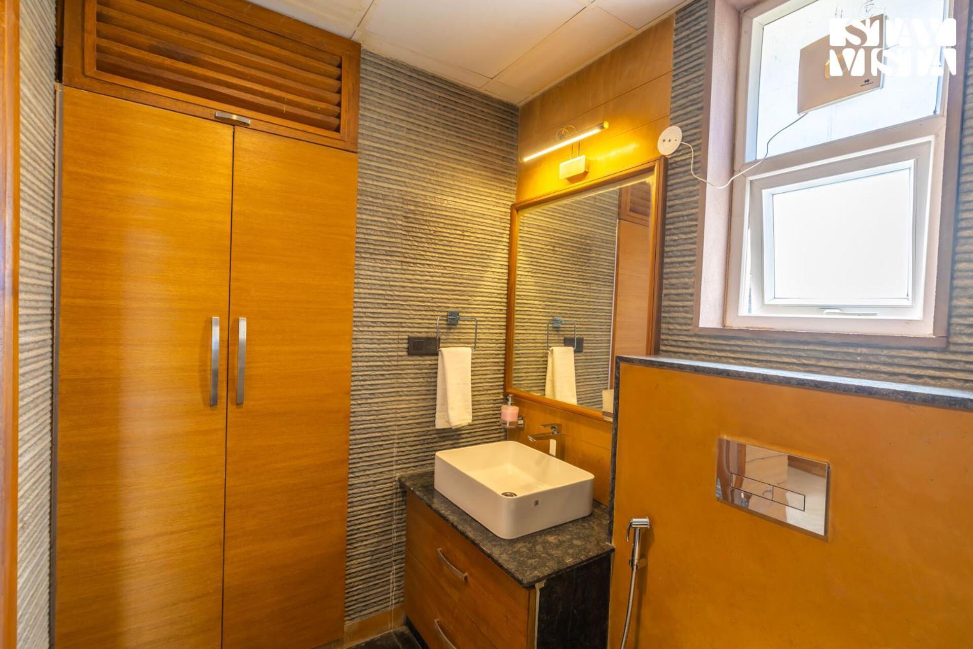 Stayvista At Nook - Elysium Estate 2 Bedroom Cottage With Hill View, Lawn Shimla Esterno foto