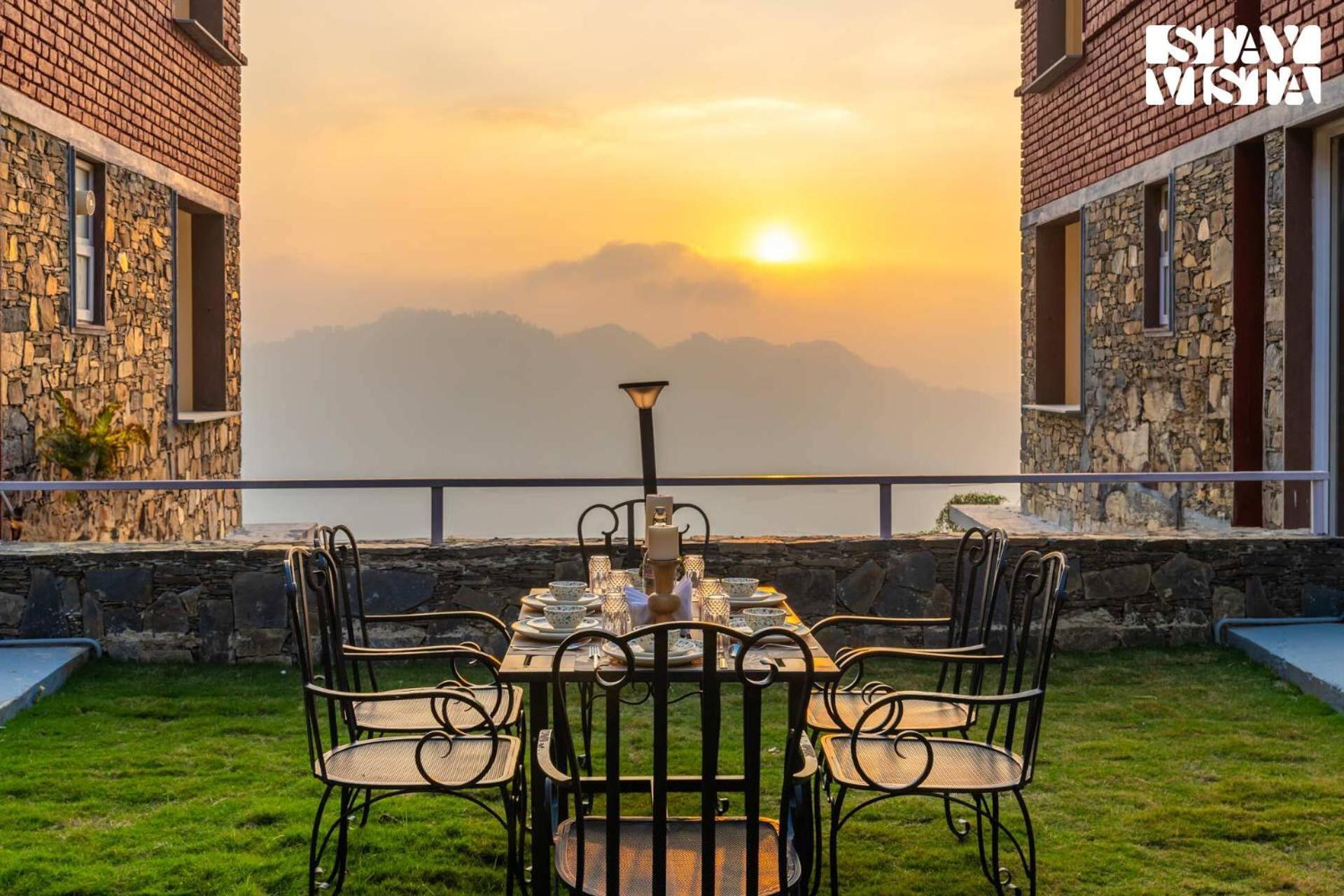 Stayvista At Nook - Elysium Estate 2 Bedroom Cottage With Hill View, Lawn Shimla Esterno foto